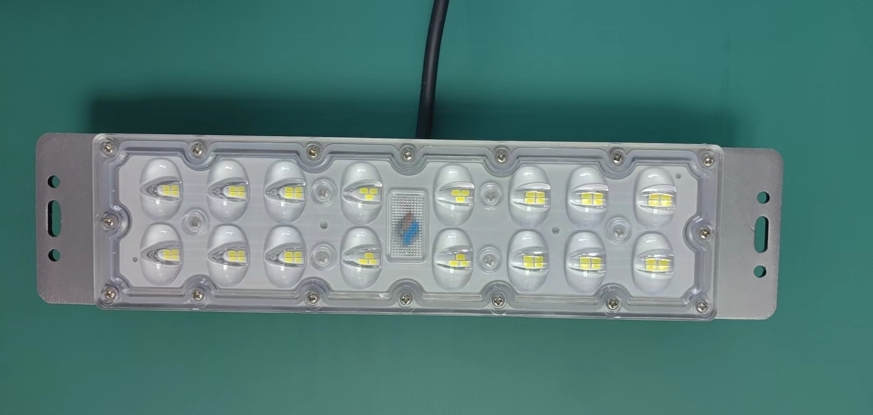 လမ်းမီး led module အသစ်များကိုကျွန်ုပ်တို့စတင်ထုတ်လုပ်ခဲ့သည်။